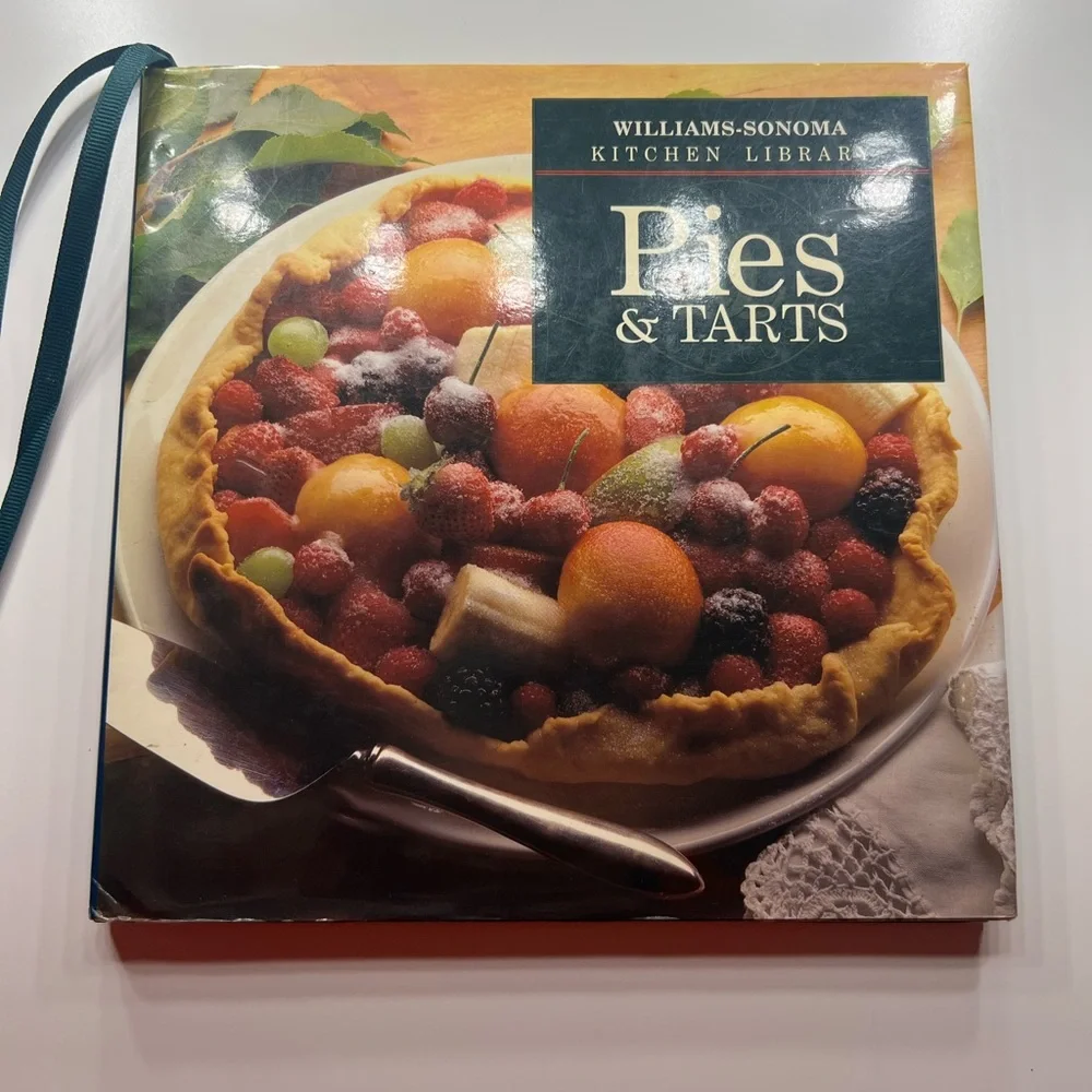 Pies & Tarts Williams-Sonoma Kitchen Library Ribbon Cookbook ISBN 0-7835-0200-1